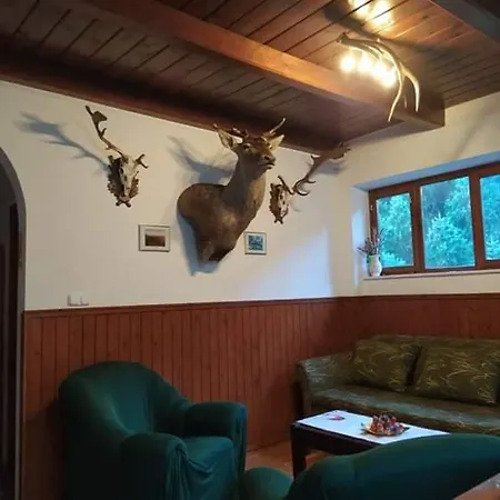 Hamvaskői Vadászház Apartman *